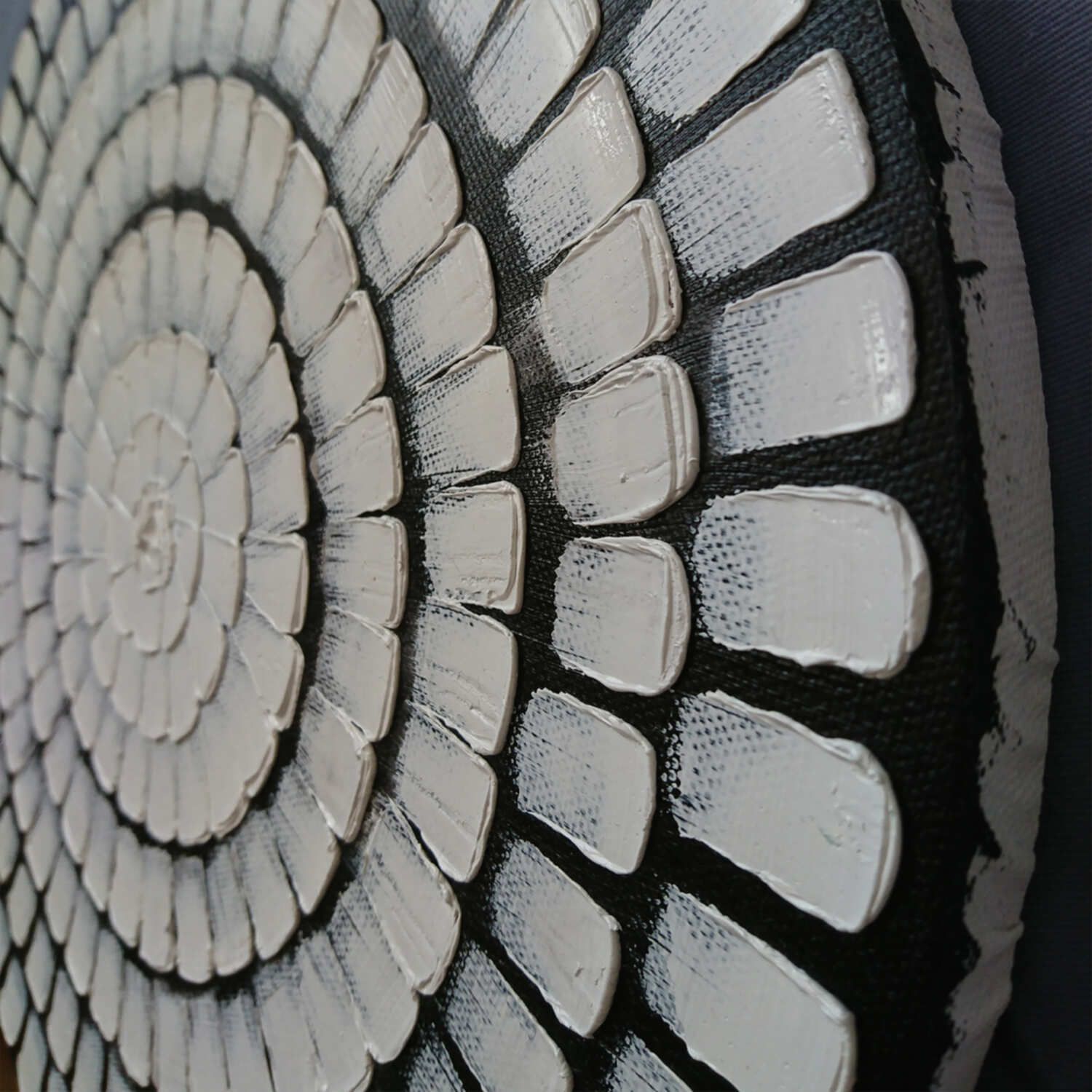 Черно-белая картина