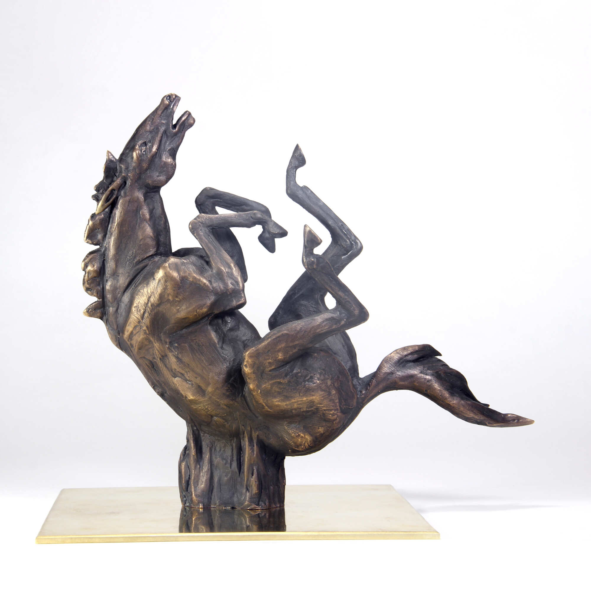 скульптура лошади