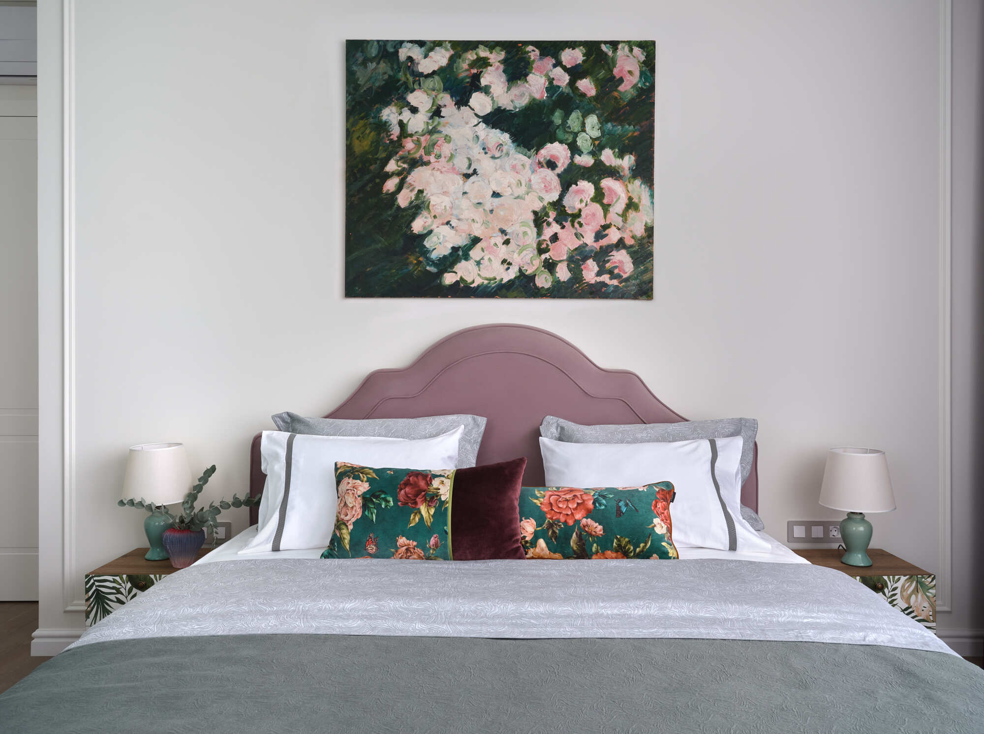 Картина в спальню